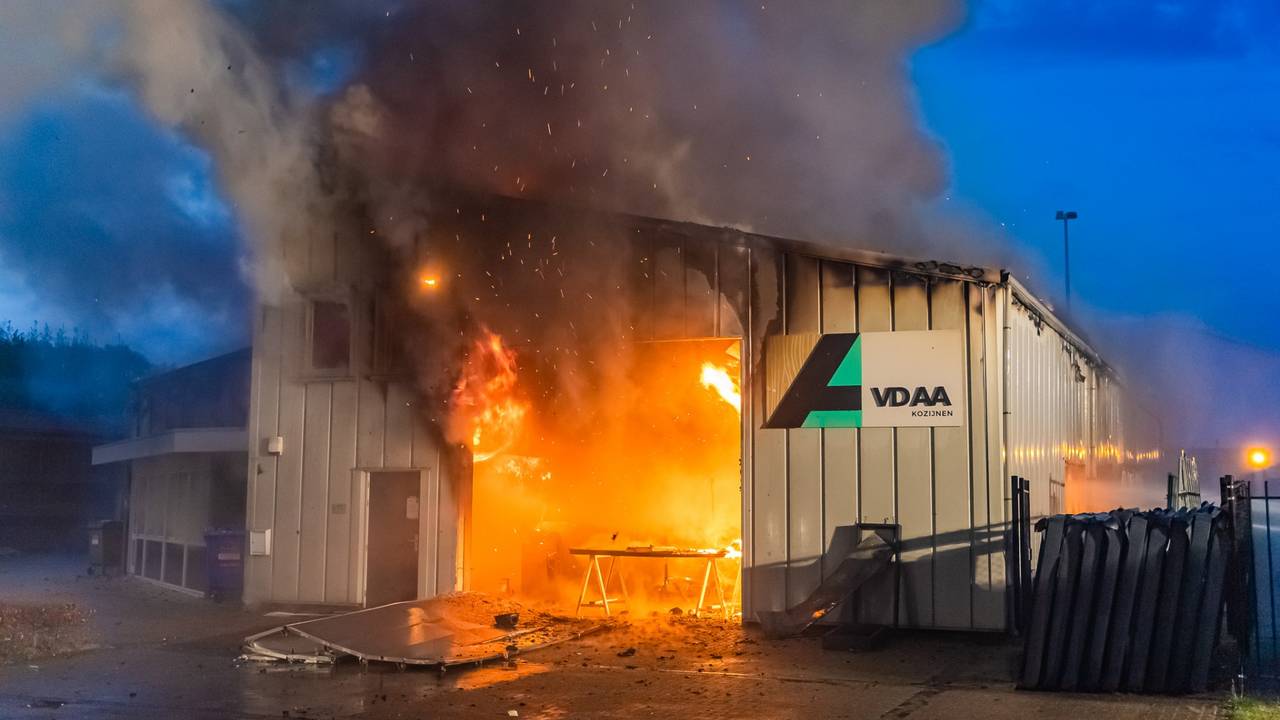 Stofexplosie in timmerfabriek in Esbeek